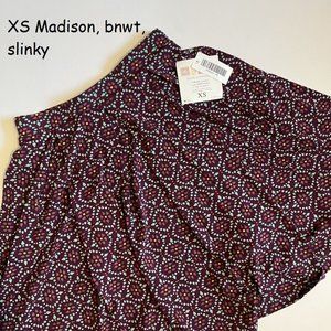 XS Lularoe Madison Skirt Midi Pleated, purple slinky